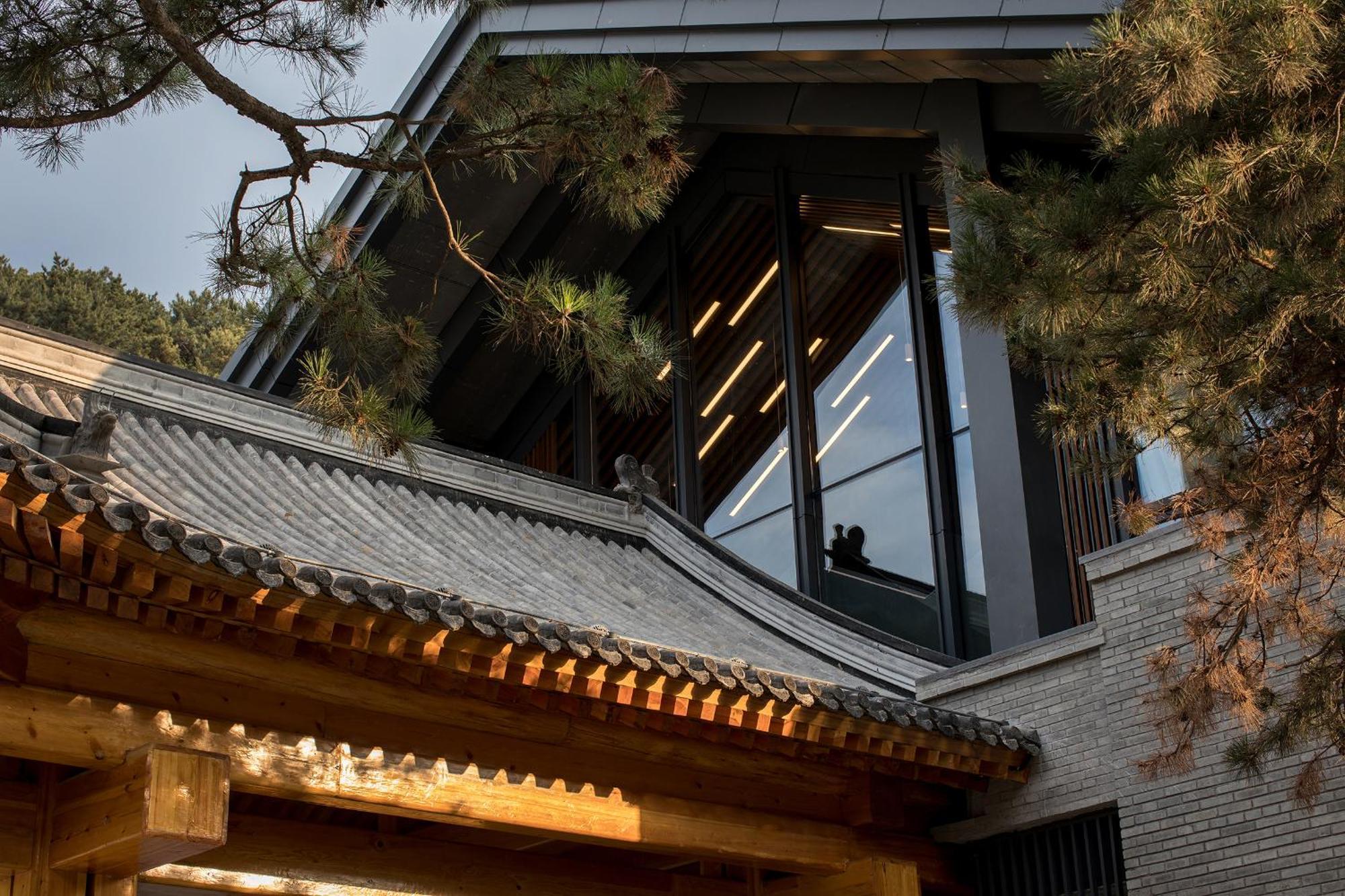 Jinshanling Great Wall Hotel Чэндэ Экстерьер фото